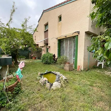 Nyaraló Maison De *