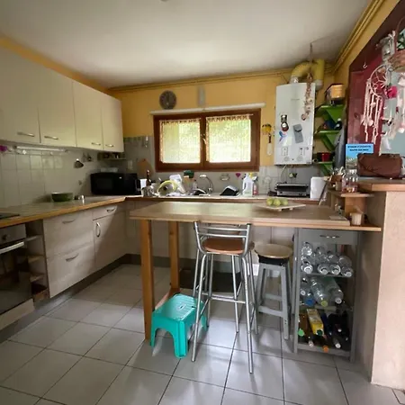 Maison De Nyaraló Pradines