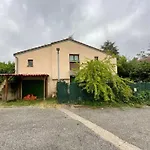 Maison De