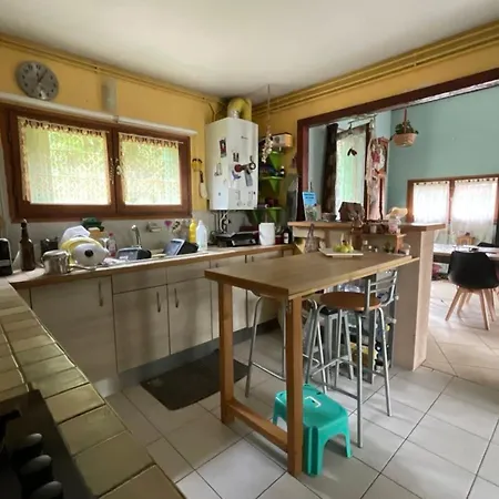Maison De *